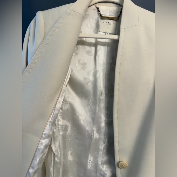 Ted Baker Cream Suit (Blazer and Pant set) - Picture 4 of 14